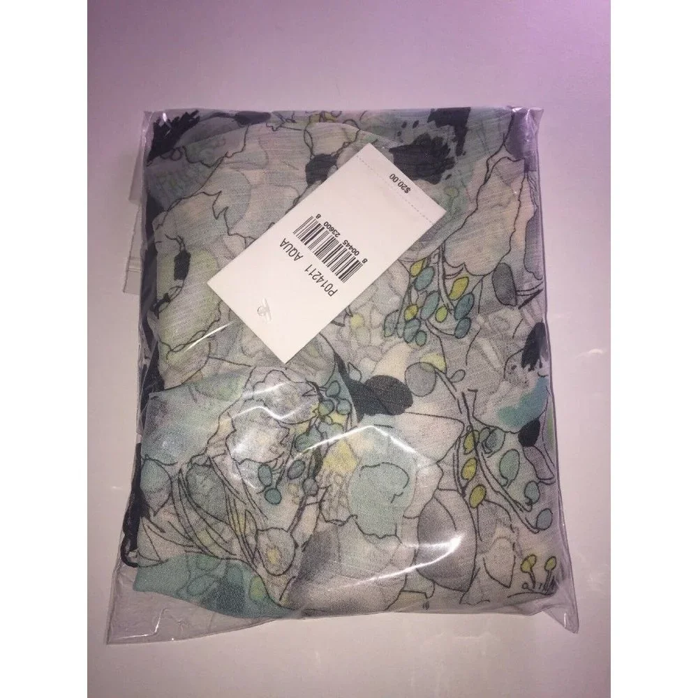 Cejon Poppy Love Wrap in Aqua, Retail $20.00